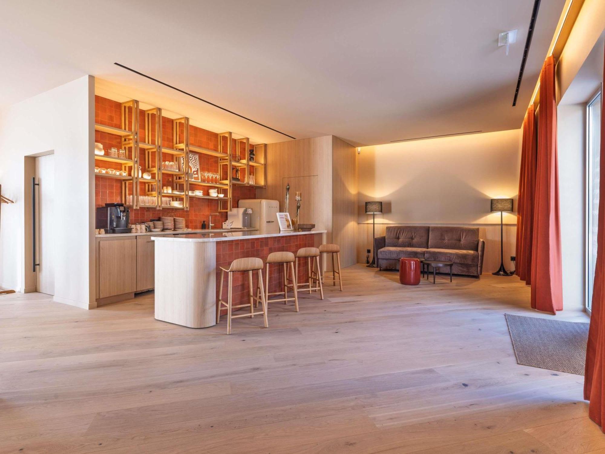 Mercure Valence ヴァランス エクステリア 写真